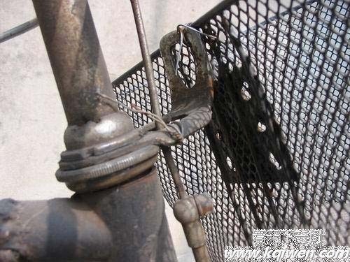 ��������ɬ���ؼ۳��۰���һ��